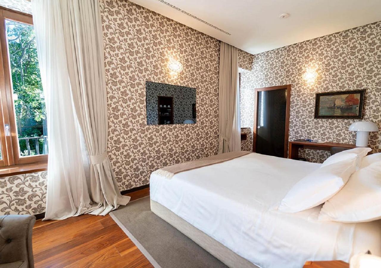 Villa Lario Resort Mandello Mandello del Lario Bagian luar foto